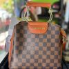 תיק קטן louis vuitton
