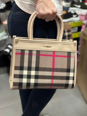 תיק burberry בינוני