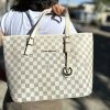 תיק גדול louis vuitton