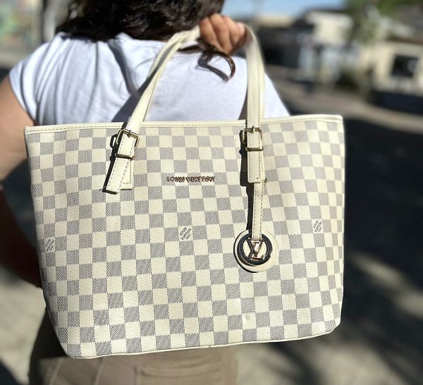 תיק גדול louis vuitton