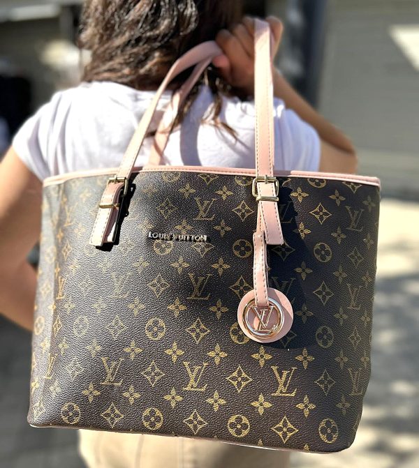 תיק גדול louis vuitton